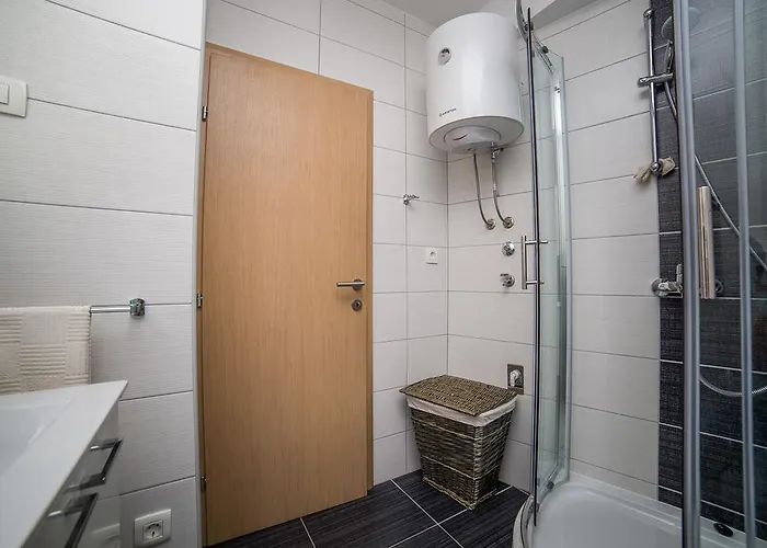 Olive Apartment *