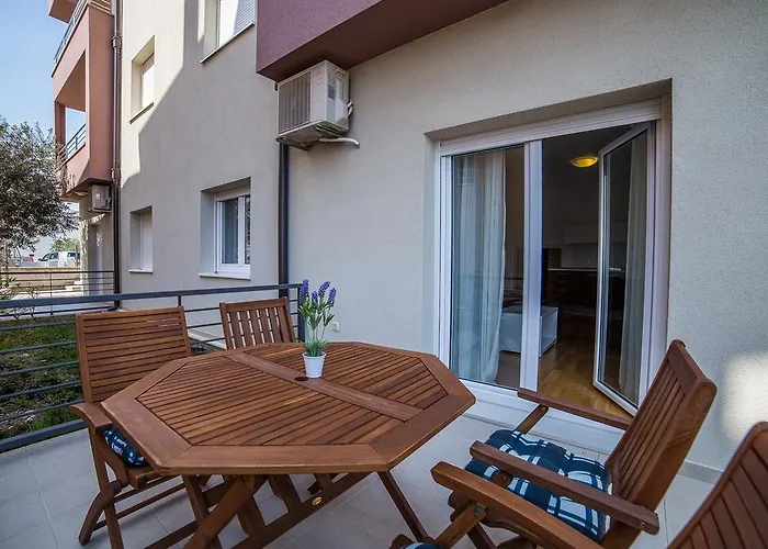 Olive Apartment