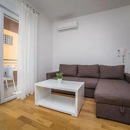 Apartament Olive Makarska