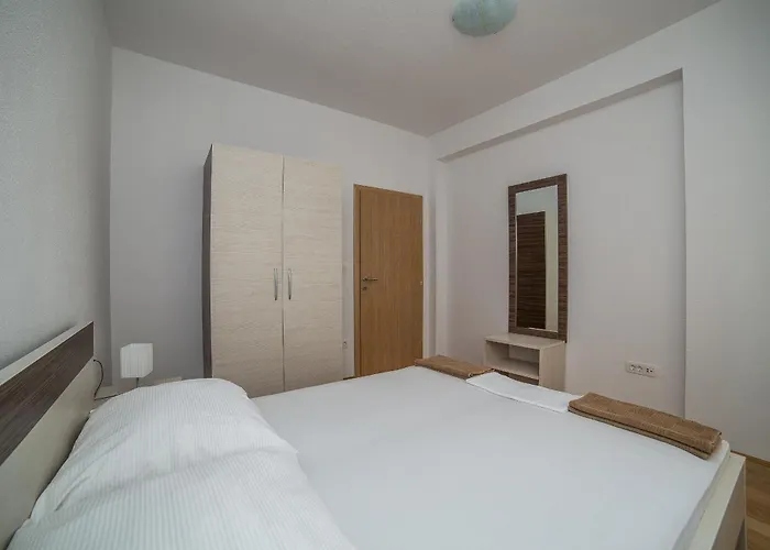 Olive * Makarska