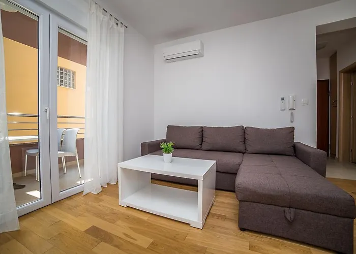 Daire Olive Makarska